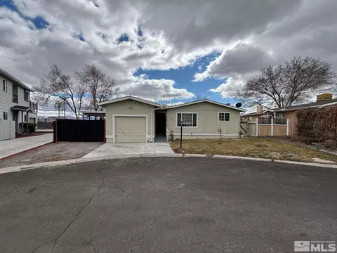 2198 Camellia Dr, Reno, NV 89512