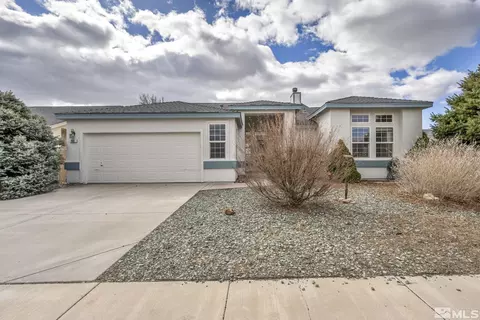 633 Westwinds Dr, Dayton, NV 89403