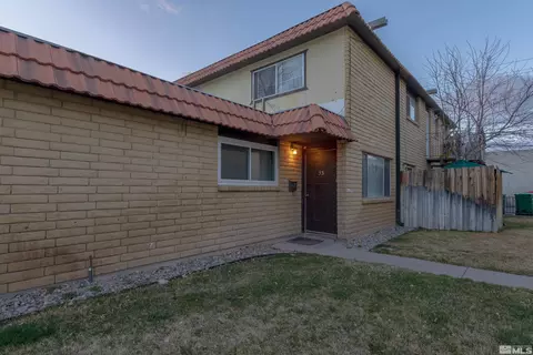 3400 Woodside Dr #23, Carson City, NV 89701