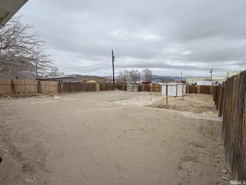 240 E Cedar St, Fernley, NV 89408 photo 18