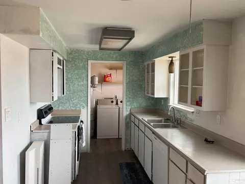240 E Cedar St, Fernley, NV 89408 photo 7