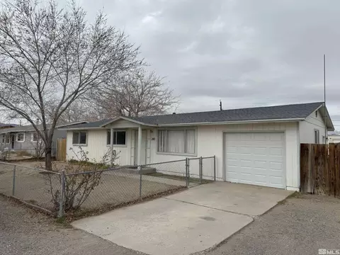 240 E Cedar St, Fernley, NV 89408 photo 3