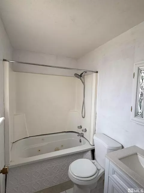 240 E Cedar St, Fernley, NV 89408 photo 15