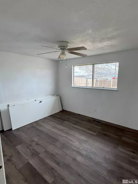240 E Cedar St, Fernley, NV 89408 photo 14