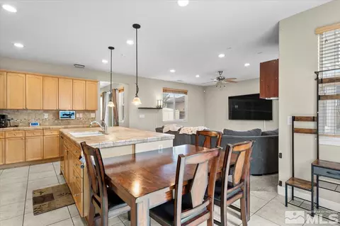 1950 Red Willow Dr, Reno, NV 89521 photo 4
