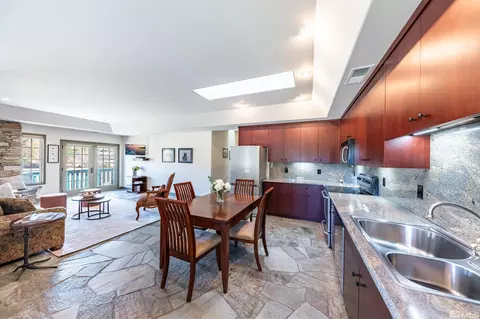 Kitchen - 1185 Paddock Ln, Reno, NV 89521 photo 3 of 3