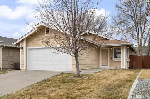7577 Water View Way, Reno, NV 89511