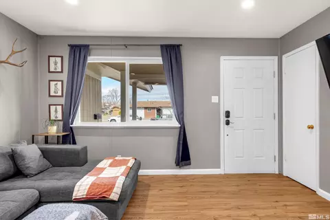 3335 Everett Dr, Reno, NV 89503 photo 13