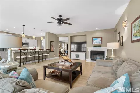 630 Equine Ct, Reno, NV 89521
