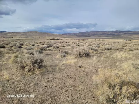 5225 Esther Ave, Silver Springs, NV 89429