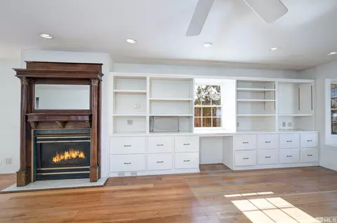 Living - 1111 Arrowhead Ln, Fallon, NV 89406 photo 3 of 3