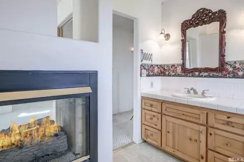 Bath - 1111 Arrowhead Ln, Fallon, NV 89406 photo 3 of 4