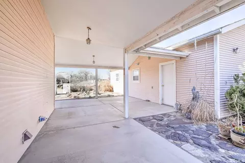 Exterior - 1111 Arrowhead Ln, Fallon, NV 89406 photo 4 of 5