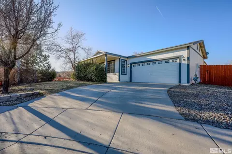17639 Elk Ct, Reno, NV 89508