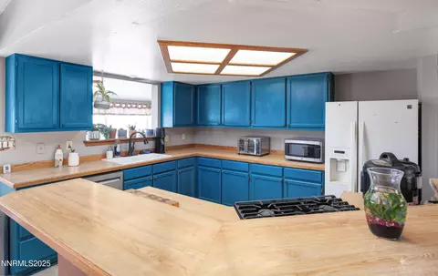 Kitchen - 75 Bench Rd, Fallon, NV 89406 photo 1 of 2