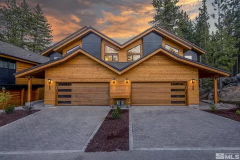 157 Sierra Colina Dr #9, Stateline, NV 89449