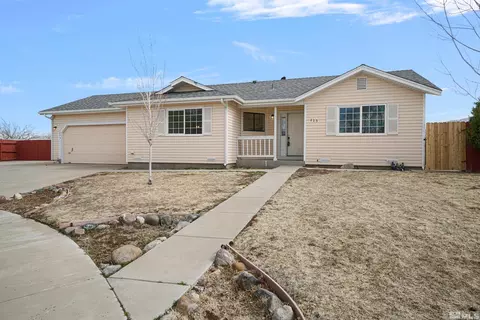 223 Port Pl, Dayton, NV 89403