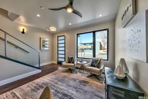 510 Mill St, Reno, NV 89502