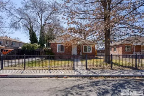 670 Casazza Dr, Reno, NV 89502
