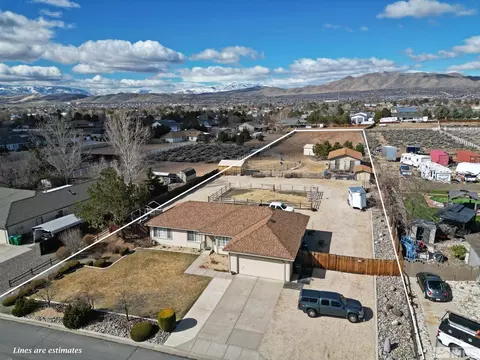 9415 Benedict, Sparks, NV 89441