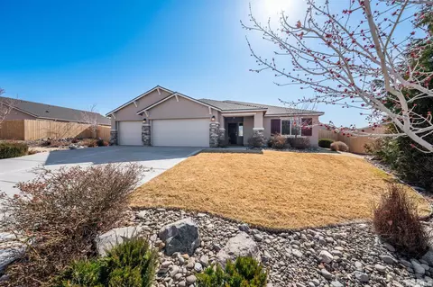 1124 Spruce Meadows Dr, Sparks, NV 89441