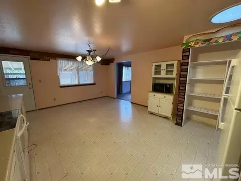 504 Agate Dr, Carson City, NV 89706 photo 4