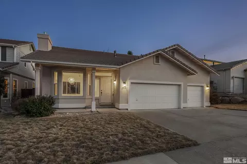 8732 River Front Ct, Reno, NV 89523