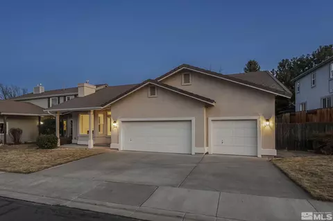 8732 River Front Ct, Reno, NV 89523 photo 2
