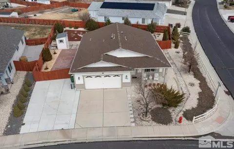 17605 Lake Powell Dr, Reno, NV 89508