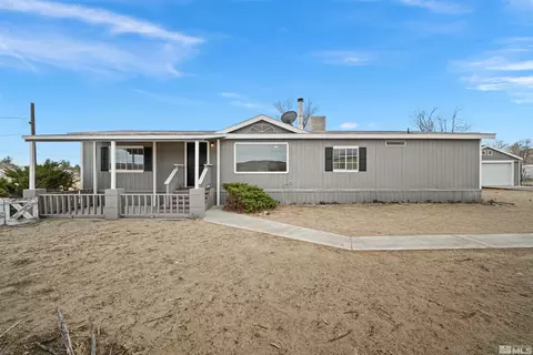 3804 Cypress St, Silver Springs, NV 89429