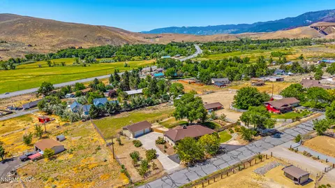 20890 Ames Ln, Reno, NV 89521