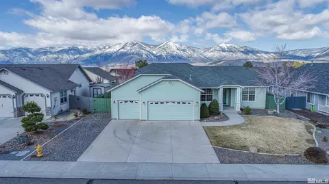 2976 Del Rio Ln, Minden, NV 89423
