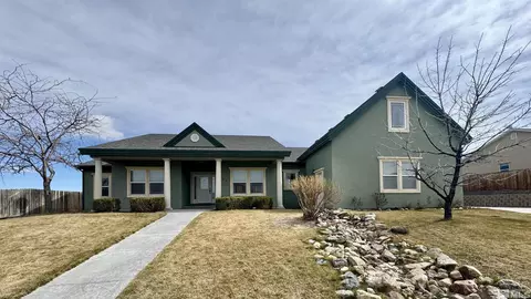 2963 Frontier St, Winnemucca, NV 89445