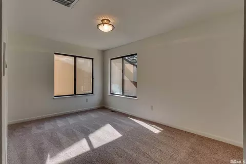 350 E Riverview Cir, Reno, NV 89509 photo 10