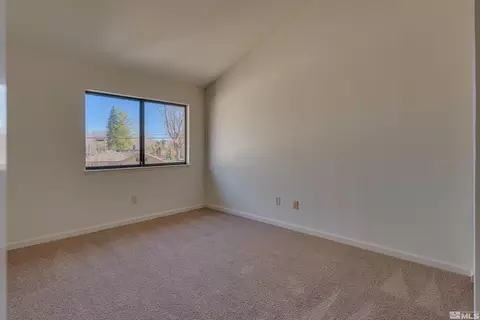 350 E Riverview Cir, Reno, NV 89509 photo 21