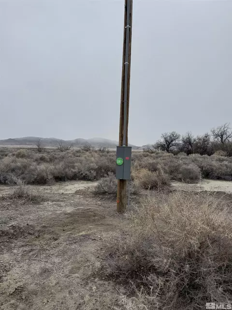 2500 Old Emigrant Rd, Lovelock, NV 89419