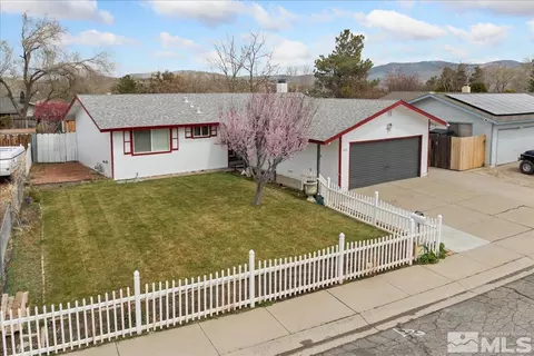 3323 Somerset Way, Carson City, NV 89705