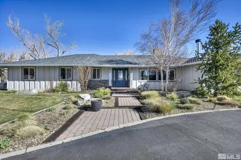 582 Green Acres Dr, Gardnerville, NV 89460