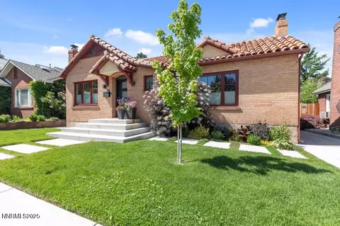 643 John Fremont Dr, Reno, NV 89509