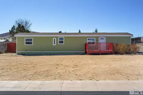 829 Silver Way, Fernley, NV 89408