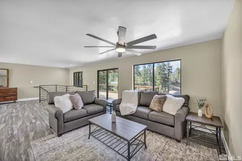321 Eugenia Ct, Stateline, NV 89449 photo 10