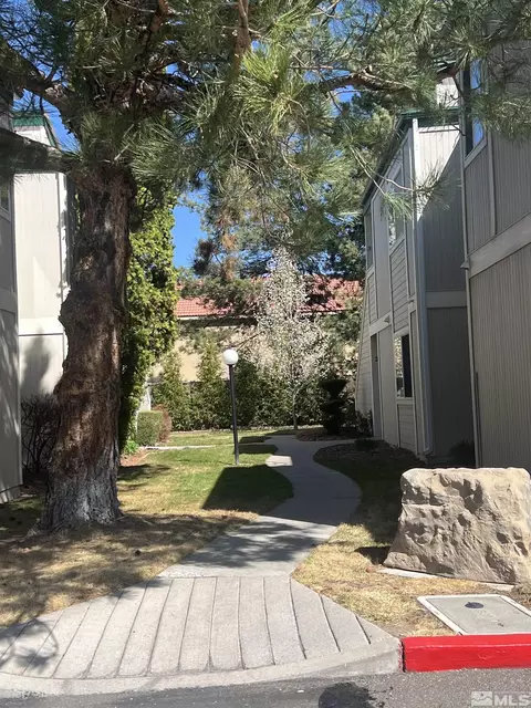 2659 Sycamore Glen Dr #2, Sparks, NV 89434