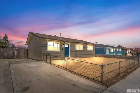 1616 Greenbrae Dr, Sparks, NV 89431