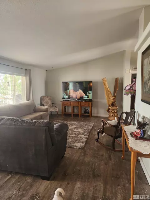 2650 Harvey Dr, Fallon, NV 89406 photo 3