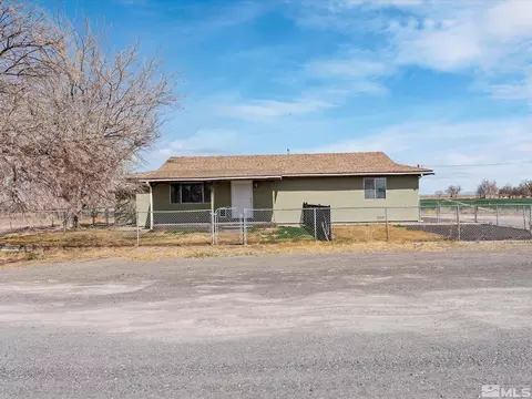 Exterior - 1515 Gummow Dr, Fallon, NV 89406 photo 1 of 10