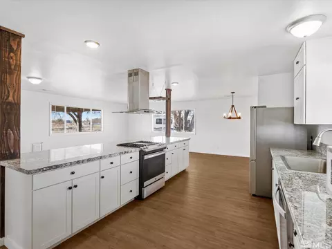 Kitchen - 1515 Gummow Dr, Fallon, NV 89406 photo 3 of 5