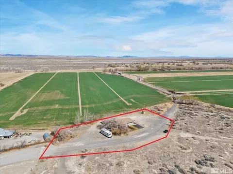 Exterior - 1515 Gummow Dr, Fallon, NV 89406 photo 9 of 10