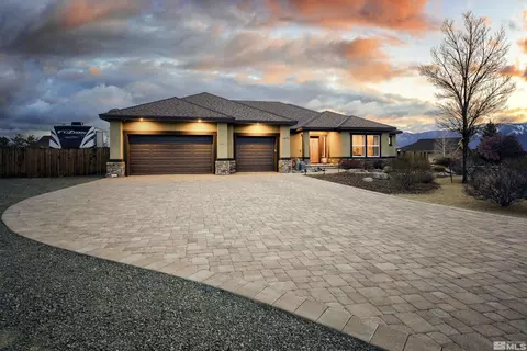 1573 Amber Rose Dr, Minden, NV 89423
