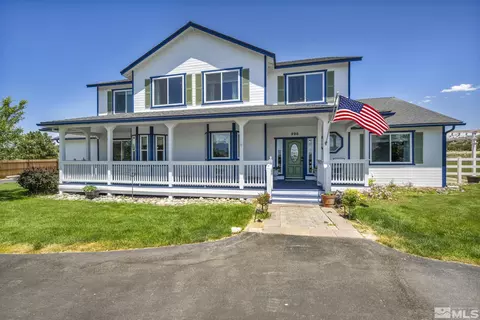 996 Farrier Ct, Gardnerville, NV 89410