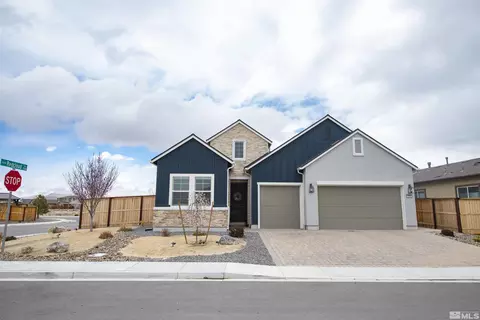 2206 High Lake St, Sparks, NV 89436